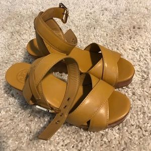Tory Burch wedges sz 6 NWT